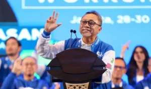 Ketua Umum PAN, Zulhas menanggapi Cak Imin yang pindah koalisi hingga jadi Cawapres Anies Baswedan menjelang Pemilu 2023. ANTARA/Partai Amanat Nasional.