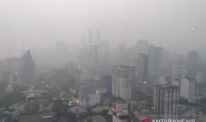 Kualitas udara di beberapa wilayah di Penang dan Sarawak telah mengalami penurunan signifikan seiring munculnya titik api atau hotspot di Indonesia. (ANTARA)