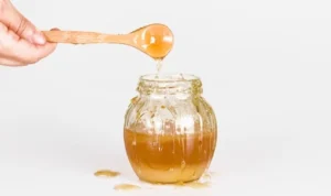 Madu Hijau: Manfaat, Kandungan, dan Cara Konsumsi