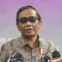 Mahfud MD buka suara soal Cak Imin dipanggil KPK terkait dugaan korupsi pengadaan sistem proteksi TKI di Kemenaker tahun 2012. ANTARA/Hafidz Mubarak A/hp/pri.