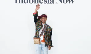 Merdi Sihombing Pukau New York Fashion Week The Shows Spring Summer 23-24 Lewat Koleksi "Ulos" Merdi Sihombing Pukau New York Fashion Week The Shows Spring Summer 23-24 Lewat Koleksi "Ulos"