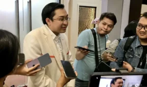 Wasekjen PKS, Ahmad Fathul Bari menilai bahwa posisi anggota Koalisi Perubahan untuk Persatuan (KPP) kini setara di tengah isu Cak Imin jadi Cawapres Anies Baswedan. ANTARA/Genta Tenri Mawangi.