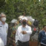 Pemkot Bandung saat meninjau penumpukan sampah di TPS Taman Cibeunying (20/9).