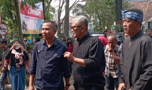 Permasalahan pembuangan sampah sampai saat ini masih jadi permasalahan serius, untuk wilayah Bandung Raya.