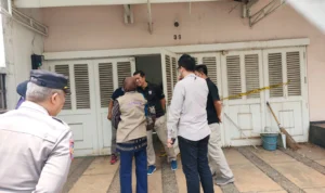 Polisi melakukan olah TKP keempat terkait kasus penemuan jasad tinggal kerangka di Depok lantaran belum menemukan titik terang. Jabar Ekspres/Rubiakto.