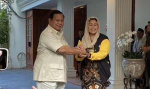 Prabowo Subianto dan Yenny Wahid bahas kriteria bakal Cawapres dan sebut nama Erick Thohir, Gibran Rakabuming, hingga Ridwan Kamil. ANTARA/Fath Putra Mulya.