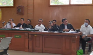 Sidang kasus suap mantan pejabat Pemkot Bandung terkuak ada dugaan proyek fiktif pembuatan CC Room di Dishub Kota Bandung.