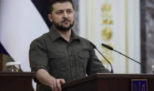 Presiden Ukraina, Volodymyr Zelensky, mengumumkan reshuffle pemerintah yang dramatis pada hari Minggu (3/9), dengan mencopot Menteri Pertahanan Oleksii Reznikov di tengah perang yang masih berkecamuk melawan Rusia.