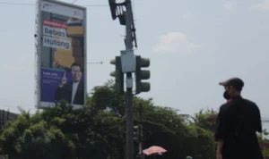 Ilustrasi: Reklame ilegal di Kota Bandung