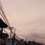 Penampakan jalanan Kecamatan Cileunyi, salah satu calon kecamatan di Kabupaten Bandung Timur.