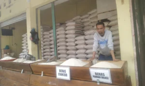 Harga Beras di Pasar Kota Sukabumi Naik, Sejumlah Pedagang Nantikan Tindakan Pemerintah
