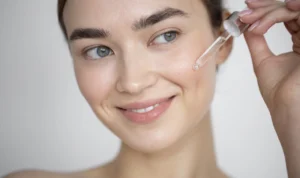 Ketahui Manfaat Penggunaan Retinol Hingga Efek Sampingnya! Ketahui Manfaat Penggunaan Retinol Hingga Efek Sampingnya!