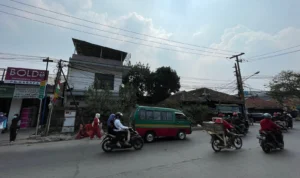 Kepolisian Minta PLN dan Perusahaan Provider untuk Monitoring Semua Kabel yang Menjuntai dan Segera Dirapikan. Foto Agi Jabar Ekspres