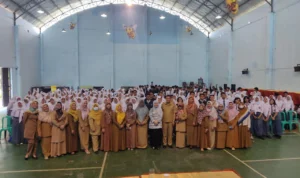 Bawaslu kota Sukabumi saat melakukan sosialisasi tentang Pemilu di SMA Negeri 1 kota Sukabumi.