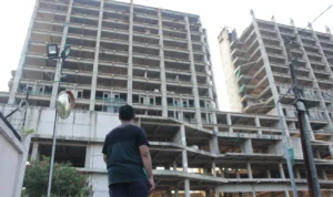 Perampungan Bangunan Terbengkalai di Bandung Timur, Pemkot Tidak Bisa Intervensi Potret gedung terbengkalai di wilayah Bandung Timur