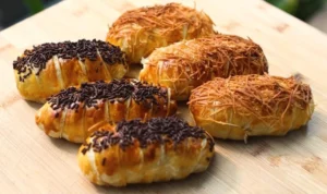 Cuman 6 Bahan! Resep Bolen Pisang Lilit Dijamin Enak