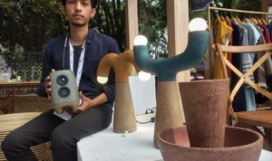 Sulap Kotoran Sapi jadi Lampu dan Radio Estetik Sulap Kotoran Sapi jadi Lampu dan Radio Estetik