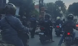 Laka lantas di Jalan Raya Percobaan Cileunyi, Kabupaten Bandung pada Minggu, 17 September 2023 pukul 16.30 WIB.