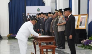 Usai Dilantik, Herman Suryatman Resmi Jadi Pj Bupati Kabupaten Sumedang