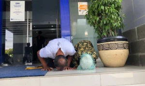 Dasuki Sujud Syukur, Tabungannya di BPR KRI Dijamin LPS