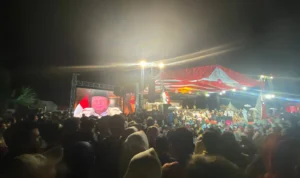 Prabowo Subianto sapa warga Desa Munjul, Kabupaten Cirebon.