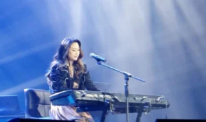 Sherina Munaf Bawa Penonton Bernostalgia dengan Lagu-lagunya di Konser Pestapora Sherina Munaf Bawa Penonton Bernostalgia dengan Lagu-lagunya di Konser Pestapora