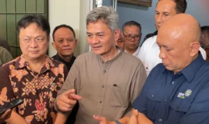 Pabrik Gulung Tikar dan 150 Ribu Orang Hilang Pekerjaan di Jabar Imbas Mudah dan Murahnya Barang Impor Akibat Murah dan Mudahnya Barang Impor Masuk, Di Jawa Barat Sebanyak 150 Ribu Orang Kehilangan Pekerjaan dan Pabrik Gulung Tikar.