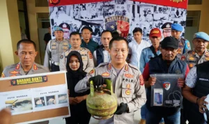 BRUTAL! Karena Cemburu, Pria Ini Renggut Nyawa Kekasih di Vila Kabupaten Bandung Cemburu Chatting Dengan Pria Lain, Seorang Pria Bunuh Pasangannya, Sembunyikan di Bawah Kasur. Foto Dok Humas Polresta Bandung