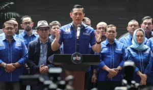 Prediksi Poros Baru AHY dan Sandiaga Uno, Pengamat: Bukan Tidak Mungkin! Ditinggal Anies Baswedan, AHY Bakal Pimpin Rapat Besar Demokrat pada Hari Ini untuk Tentukan Arah Masa Depan Partai