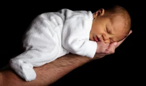 Agar Terhindar dari Infeksi, Ini Cara Merawat Tali Pusar Bayi Baru Lahir Menurut Dokter