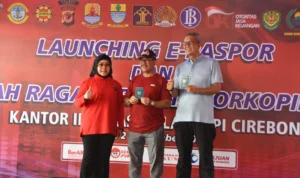 Bupati Imron Apresiasi Program E-Pasport di Imigrasi Cirebon, Masyarakat Bebas Visa ke Negara Jepang!