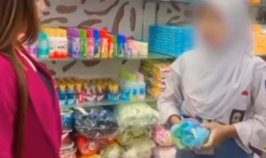Seleb TikTok Marahi Siswi Magang, Berujung Viral di TikTok