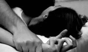 Sebuah insiden tragis mengguncang daerah ini ketika seorang pelajar perempuan berusia 17 tahun menjadi korban pemerkosaan oleh enam individu.