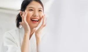 Kulit Berminyak Banget? Yuk Coba Rekomendasi Skincare Ini, Dijamin Glowing!