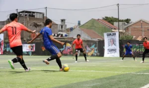 Sukarelawan Ganjar Pranowo yang tergabung dalam Ganjar Muda Padjajaran (GMP) mengadakan turnamen mini soccer untuk anak muda di Kota Bandung.
