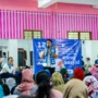 Caleg DPR RI Dapil I Jawa Barat dari PAN Rasyid Rajasa saat berinteraksi dengan warga Kota Bandung dan Kota Cimahi. 