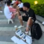 Heboh! Seri iPhone 15 Dijual di Pinggiran Jalan Tiongkok