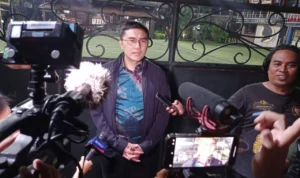 Kecewa! Sekjen DPP Demokrat Minta Kadernya Turunkan Baliho Bergambar Anies Baswedan Kecewa! Sekjen DPP Demokrat Minta Kadernya Turunkan Baliho Bergambar Anies Baswedan