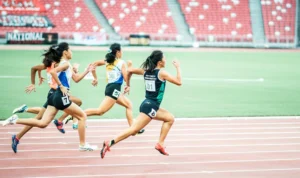 Sebanyak 10 ribu individu bersemangat memeriahkan acara lomba lari "Panglima Runs" yang merupakan bagian dari rangkaian peringatan HUT TNI ke-78, yang digelar di Monas, Jakarta Pusat, pada pagi ini.