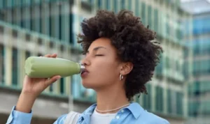 Siang Hari Bikin Tenggorokan Kering? Coba 10 Rekomendasi Minuman Menyegarkan Ini! Siang Hari Bikin Tenggorokan Kering? Coba 10 Rekomendasi Minuman Menyegarkan Ini!