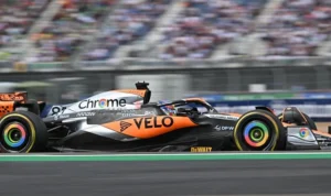 Piastri Extends Contract with McLaren until 2026 Piastri Extends Contract with McLaren until 2026