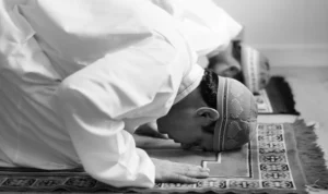 Begini Tata Cara Sholat Hajat Rebo Wekasan 4 Rakaat Lengkap Beserta Amalannya