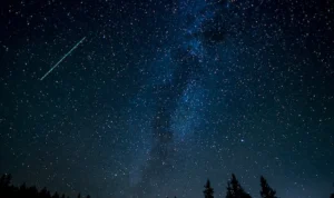 Cara Melihat Komet Nishimura 12 September 2023, Bisa Tanpa Alat? ILUSTRASI Cara Melihat Komet Nishimura 12 September 2023/ Pexels/ Neale LaSalle