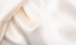 Ketahui Perbedaan Antara Kain Sutra dan Kain Biasa, Mulai Dari Bahan Hingga Harga! Ketahui Perbedaan Antara Kain Sutra dan Kain Biasa, Mulai Dari Bahan Hingga Harga!