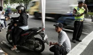 Tilang uji emisi mulai hari ini