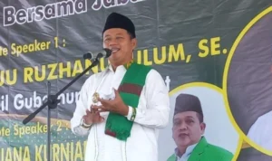 Wagub Jabar Ingatkan Santri Agar Miliki Tiga Kekuatan Penting Jika Ingin Sukses