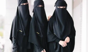 Hukum Menggunakan Cadar Bagi Seorang Wanita Muslimah Hukum Menggunakan Cadar Bagi Seorang Wanita Muslimah