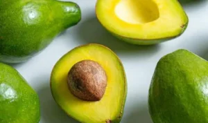 Manfaat Luar Biasa dari Buah Alpukat Kaya Nutrisi, Kesehatan Terjaga