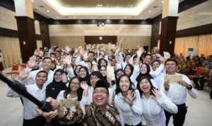 Inilah Gaji PNS Lulusan SD, SMA, S1, Tembus Rp15 Juta?