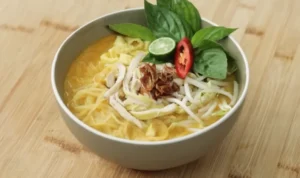 Simpel, Wangi, Gurih, Segar! Resep Bihun Ayam Kuah Laksa